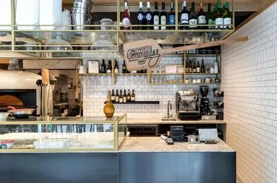 Pizzéria No.900 – rue Peel (Montréal)