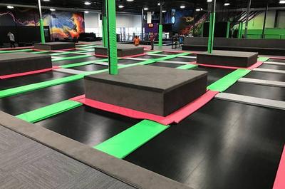 iSaute - Centre de trampoline (Brossard)