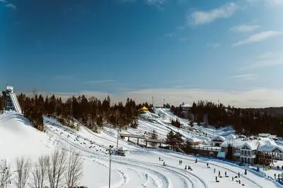 Village Vacances Valcartier / Glissade sur neige