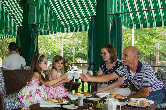 Terrasse&nbsp;&nbsp;&nbsp;&copy; Parcs Canada