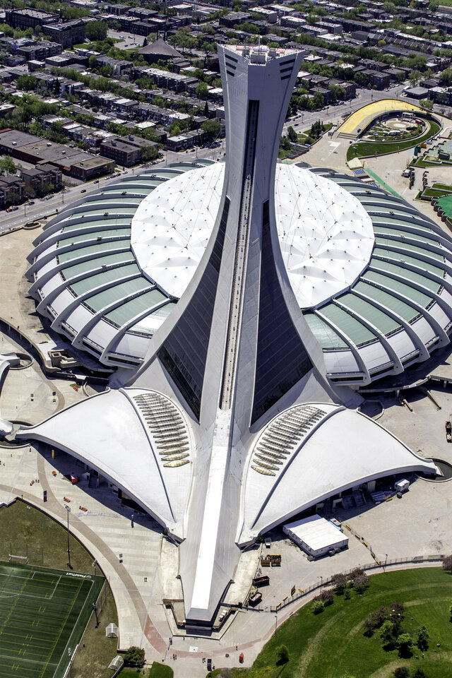 Le Stade olympique (Parc olympique de Montréal)&nbsp;&nbsp;&nbsp;&copy; Yves Tremblay