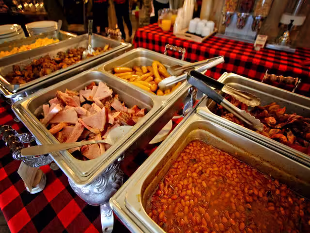 Brunchs de cabane à sucre - Mets&nbsp;&nbsp;&nbsp;&copy; Au Chalet en Bois Rond