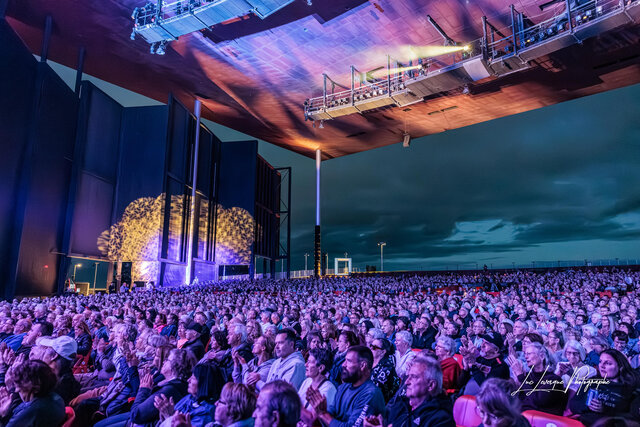 Salle de l'Amphithéâtre Cogeco avec public&nbsp;&nbsp;&nbsp;&copy; Luc Levesque