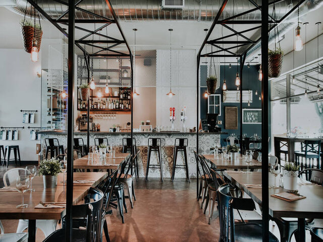 Le Bistro