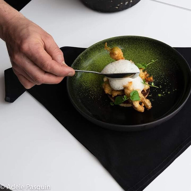 Le Millen - Huître croustillante et gel d'ail citronné&nbsp;&nbsp;&nbsp;&copy; Le Millen, Adèle Pasquin