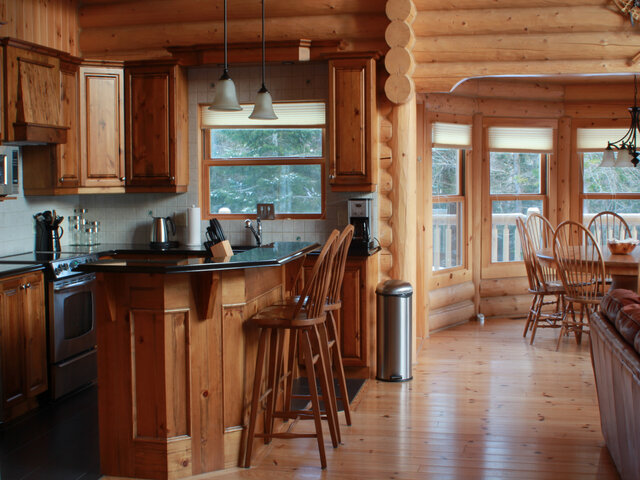Cuisine&nbsp;&nbsp;&nbsp;&copy; Fiddler Lake Resort