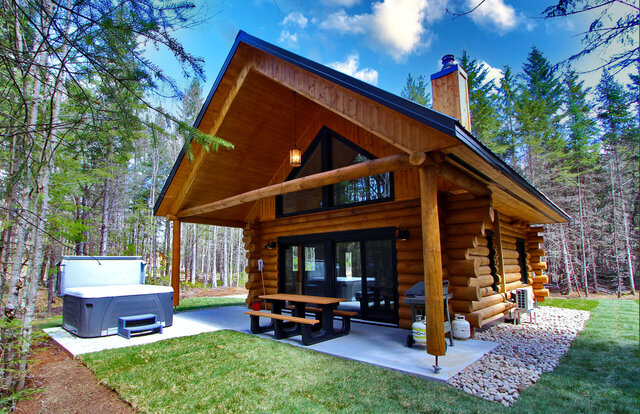 Le Charpentier&nbsp;&nbsp;&nbsp;&copy; Au Chalet en Bois Rond