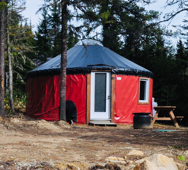 Yourte Phénix&nbsp;&nbsp;&nbsp;&copy; YOURTE EXPÉRIENCE CHARLEVOIX