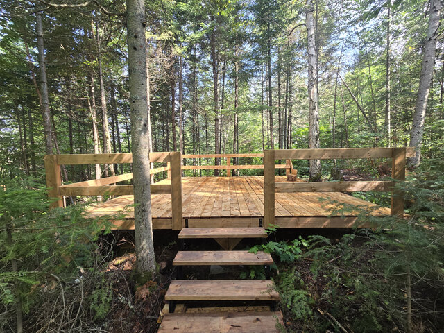 Plateforme&nbsp;&nbsp;&nbsp;&copy; Municipalité de Labrecque
