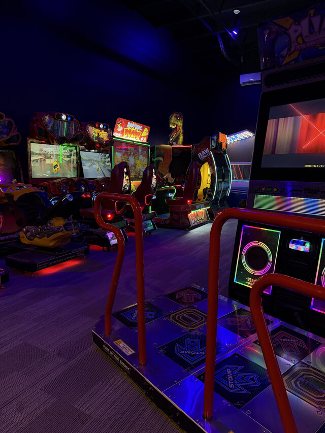 Arcade&nbsp;&nbsp;&nbsp;&copy; Jay