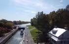 Un bateau dans l'écluse du Canal-de-Saint-Ours&nbsp;&nbsp;&nbsp;&copy; Parcs Canada