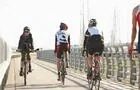 Le vélo près de la marina © J-F.Bérubé