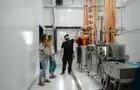 Visite de l'alambic © LES MAXIMES