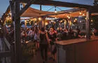 Terrasse le soir © Microbrasserie Le Prospecteur