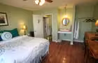 Chambre confort lit Queen