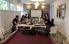 Salle de travail idéale pour réunions d’équipe, séminaires et retraites © Villa au bord de l'eau