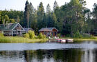 Les 4 chalets au bord de l'eau © S.Moreau