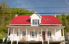 Maison du village&nbsp;&nbsp;&nbsp;&copy; J.-V.Tremblay