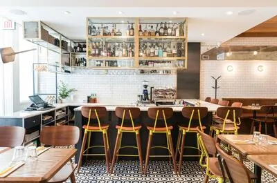 Pizzéria No.900 – av. Laurier E. (Montréal)