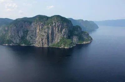 Navettes maritimes du Fjord (Rivière-Éternité – Parc national Fjord-du-Saguenay)