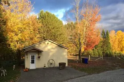 Les Savons Main de Nature Soaps