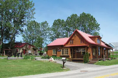 Galerie-Boutique d&rsquo;art La Cabane d&rsquo;Oiseaux – Simard Sculptures sur pierre et bronze