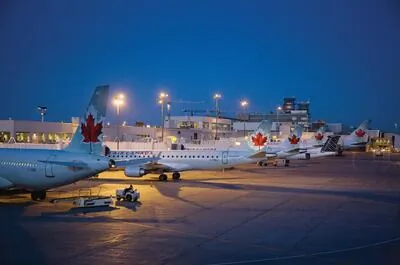 YUL Aéroport International Montréal-Trudeau