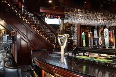 DORSAY Pub Britannique