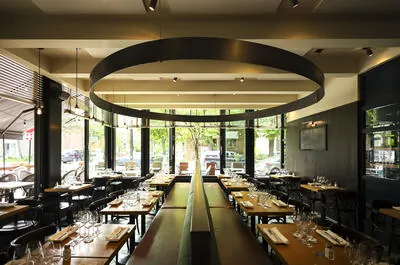 Les Cavistes Restaurant Bar à vin