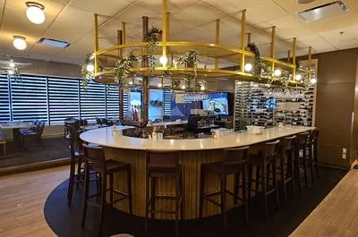 Batifol Bar & Grill