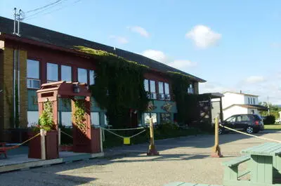 AUBERGE INTERNATIONALE SAINTE-ANNE-DES-MONTS