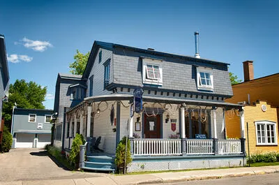 LE PETIT ST-ANDRÉ
