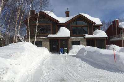 « HÉBERGEMENT JFL » (MONT-SAINTE-ANNE)