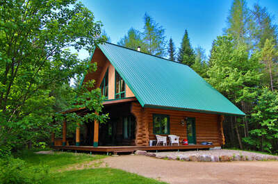 AURORE BORÉALE – AU CHALET EN BOIS ROND