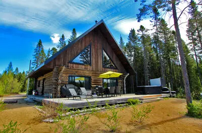 INUKSHUK – AU CHALET EN BOIS ROND