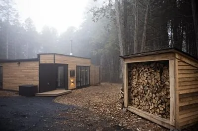 LES LOGES, RESSOURCEMENT THERMAL EN FORÊT