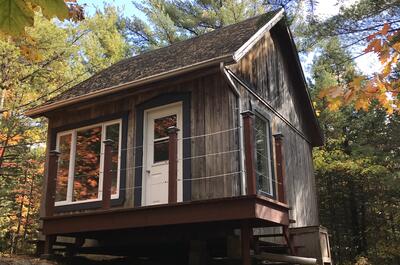 LA CABANE SUR LE ROC