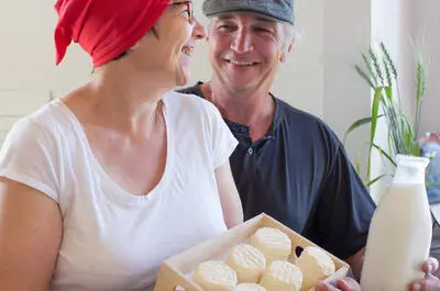 Ferme Cassis et Mélisse – Économusée de la fromagerie fermière : lait de chèvre