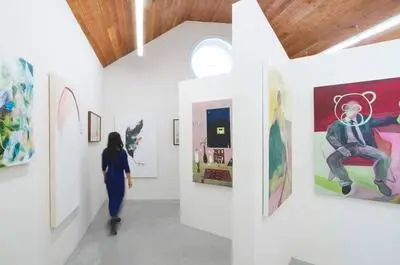 Champagne et Paradis – Galerie d&rsquo;art contemporain