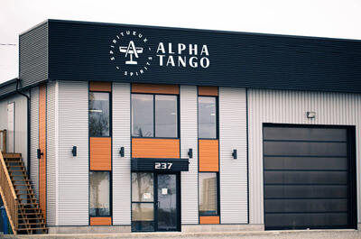 Spiritueux Alpha Tango