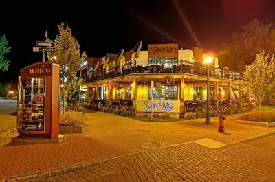 Le Saint-Mo Bistro Gourmand