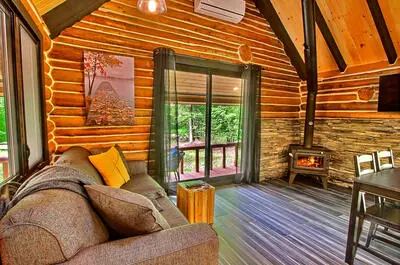 PIONNIER – AU CHALET EN BOIS ROND