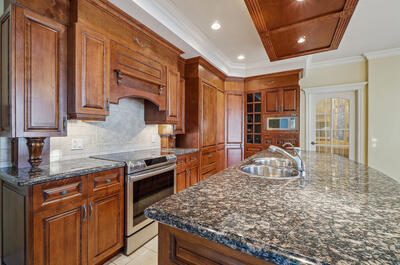 VILLA LAVAL BORD DE L&rsquo;EAU