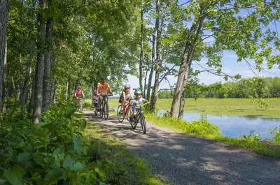 Piste cyclable de Plaisance à Thurso